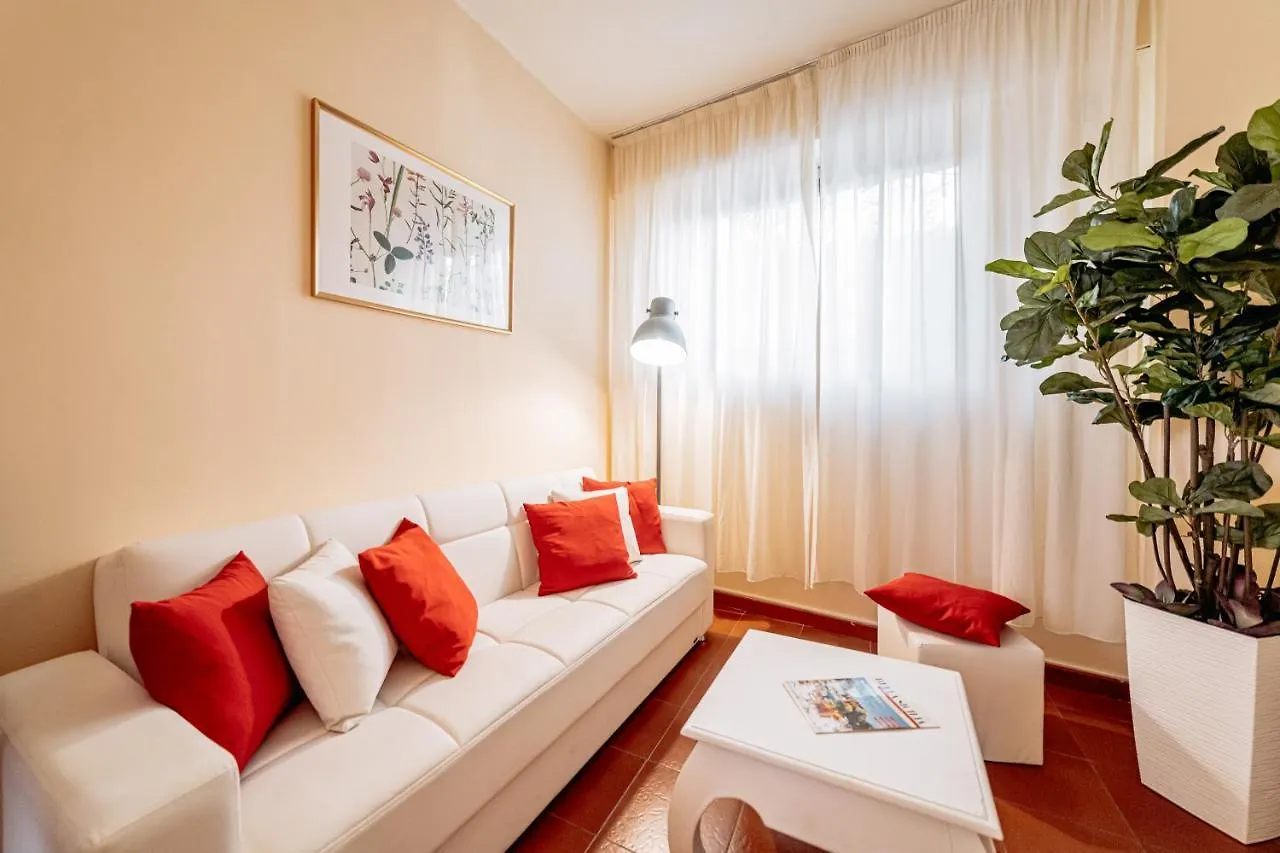 טאורמינה A Casitta Luxury Apartments