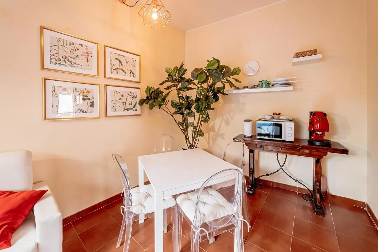 טאורמינה A Casitta Luxury Apartments